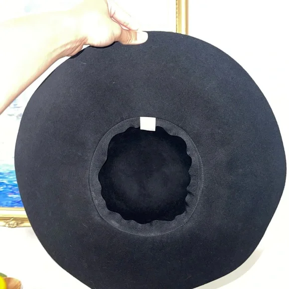 Floppy hat - Picture 3 of 5